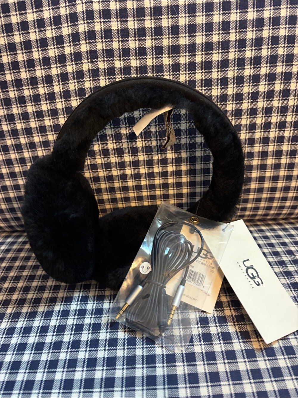 UGG Black Shearling wired Ear Muffs with Audio Cable